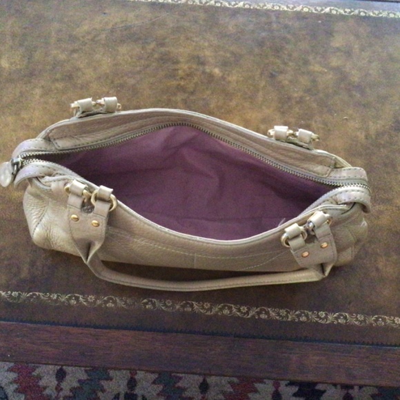 Very Nice Cole Haan handbag EUC - Picture 2 of 4